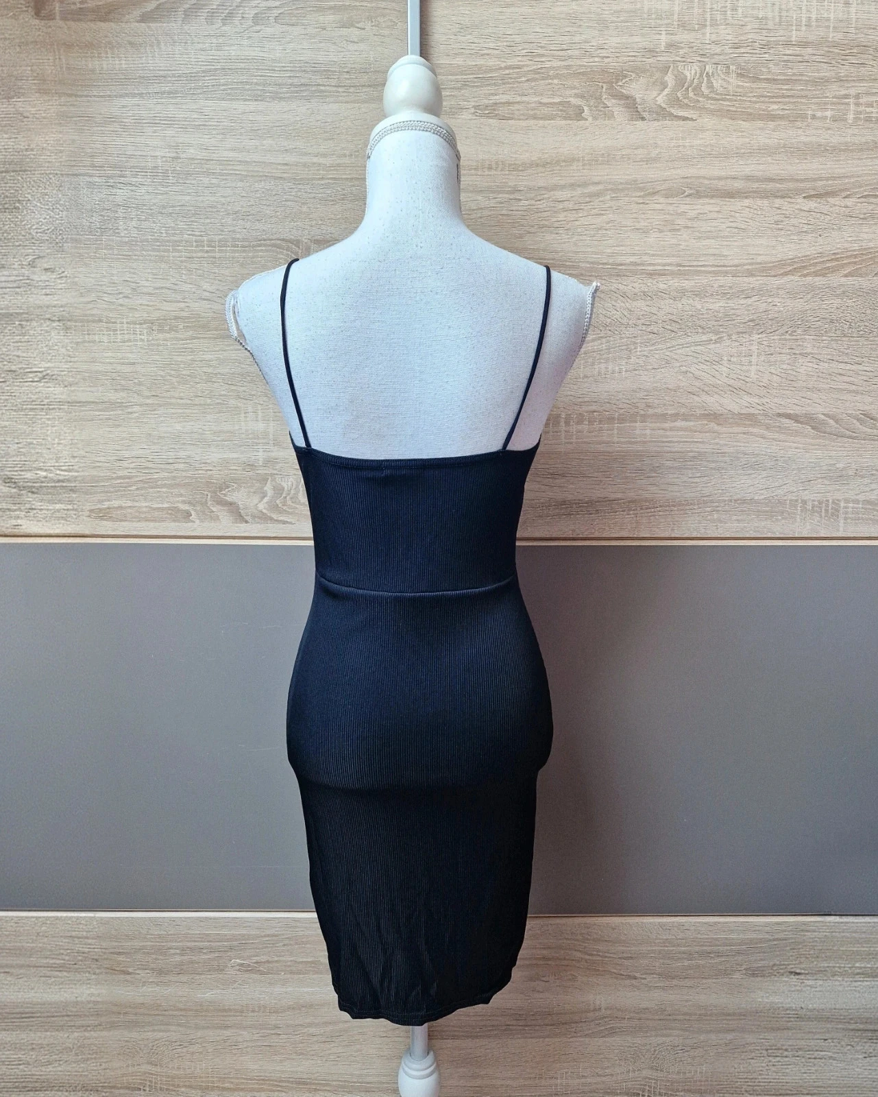 Fitted dress – photo 4